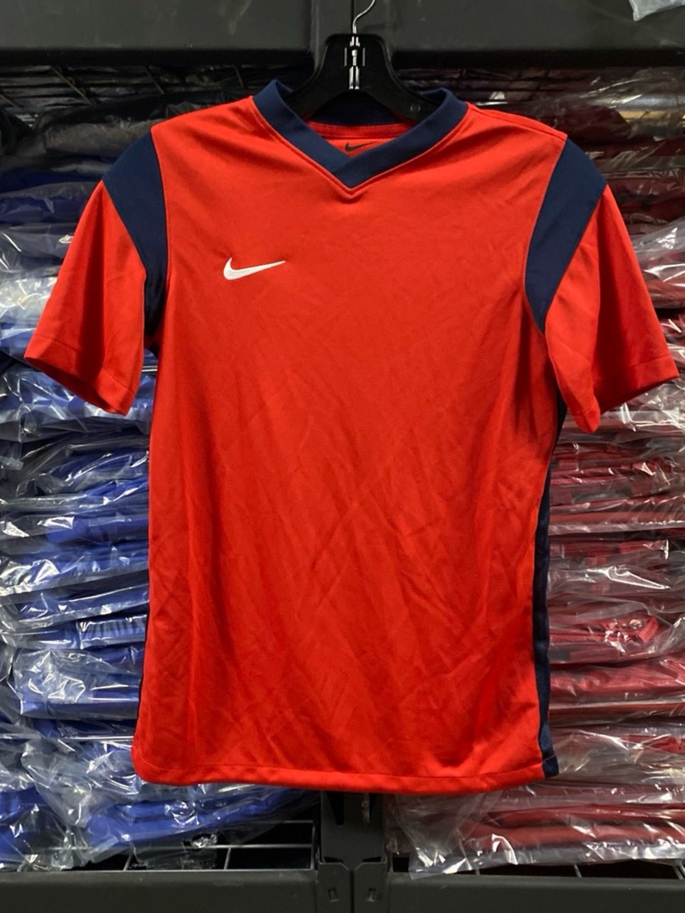 Nike Derby III Soccer Jersey NWT Kids Large Red/Navy Blue DRI-FIT CW3834-657